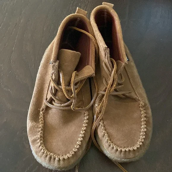 PATAGONIA EUC chukka boots brown suede size 7.5 oatmeal sole - Picture 3 of 7